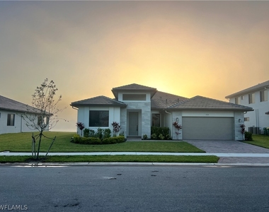 5114 Penella Avenue - Photo Thumbnail 29