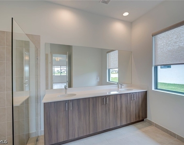 5114 Penella Avenue - Photo Thumbnail 29