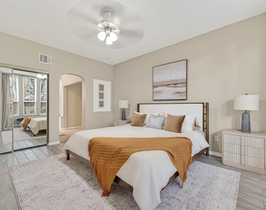 6635 Queensclub Drive - Photo Thumbnail 40