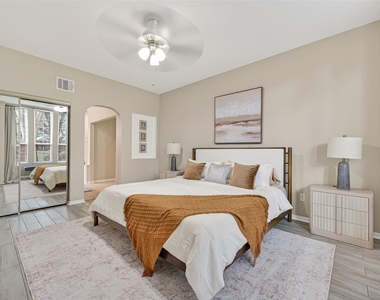 6635 Queensclub Drive - Photo Thumbnail 24