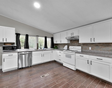 22603 Tuwa Road - Photo Thumbnail 15