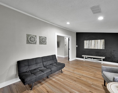 22603 Tuwa Road - Photo Thumbnail 9