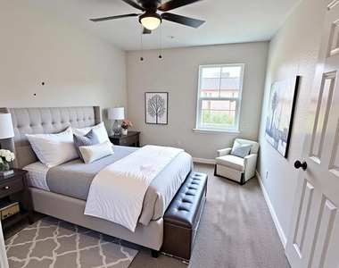 2915 Creston Drive - Photo Thumbnail 1
