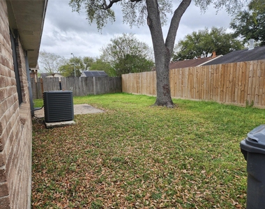 17307 S Yorkglen Drive - Photo Thumbnail 13