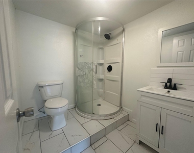 605 E Hunnicutt Street - Photo Thumbnail 4