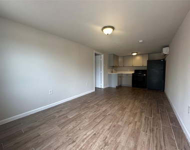 605 E Hunnicutt Street - Photo Thumbnail 6