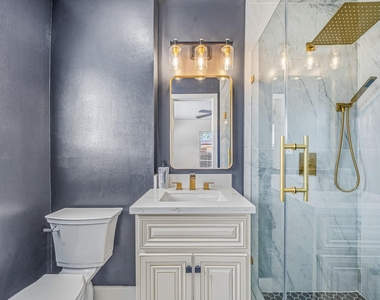 10042 Lazy Oaks Street - Photo Thumbnail 26