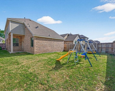 12154 Texas Trumpet - Photo Thumbnail 22