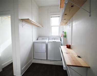 211 Milam - Photo Thumbnail 7