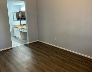 2800 Jeanetta Street - Photo Thumbnail 26