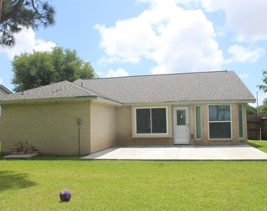4920 Deerwood Circle - Photo Thumbnail 12