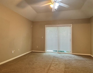 11 Cottage Grove Place - Photo Thumbnail 26