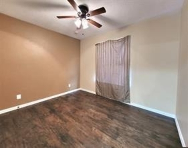 1580 Scroggins - Photo Thumbnail 5