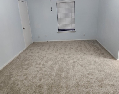12755 Mill Ridge Drive - Photo Thumbnail 20