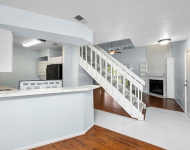 12755 Mill Ridge Drive - Photo Thumbnail 10
