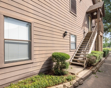 12755 Mill Ridge Drive - Photo Thumbnail 4