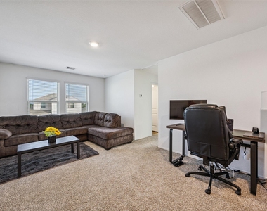 5102 Hedgerose Lane - Photo Thumbnail 20