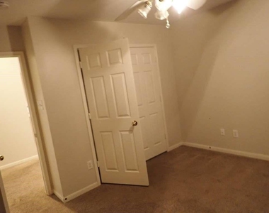 1734 Teal Brook Lane - Photo Thumbnail 12