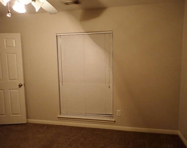 1734 Teal Brook Lane - Photo Thumbnail 11