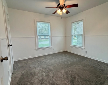 234 Jasmine Street - Photo Thumbnail 11