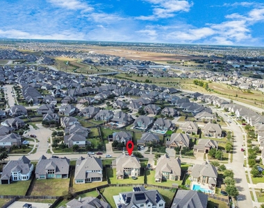 1911 Sapphire Pines Lane - Photo Thumbnail 42