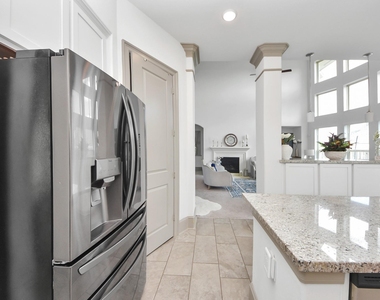 1911 Sapphire Pines Lane - Photo Thumbnail 18