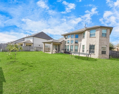 1911 Sapphire Pines Lane - Photo Thumbnail 41