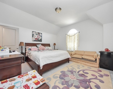 1911 Sapphire Pines Lane - Photo Thumbnail 30
