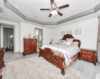 1911 Sapphire Pines Lane - Photo Thumbnail 21