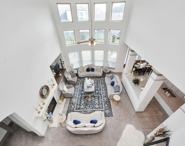 1911 Sapphire Pines Lane - Photo Thumbnail 6