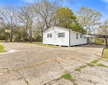 804 Avenue I - Photo Thumbnail 34