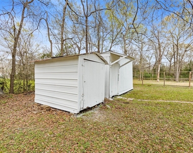 804 Avenue I - Photo Thumbnail 27