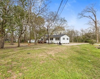 804 Avenue I - Photo Thumbnail 33