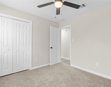 804 Avenue I - Photo Thumbnail 20