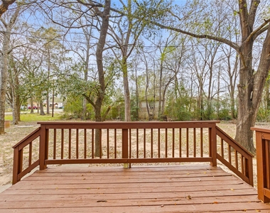 804 Avenue I - Photo Thumbnail 2
