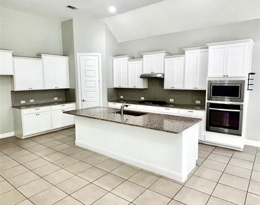 13326 Lake Chesdin Road - Photo Thumbnail 14