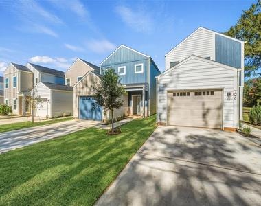 706 W Dallas - Photo Thumbnail 1