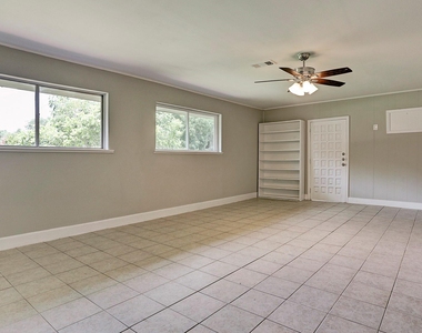1803 Jones Street - Photo Thumbnail 1
