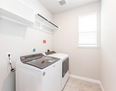1230 Glendora Drive - Photo Thumbnail 17