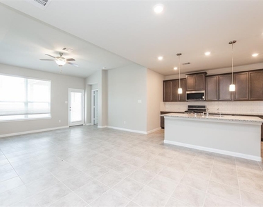 1230 Glendora Drive - Photo Thumbnail 6
