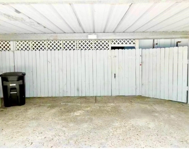 11203 Shannon Hills Drive - Photo Thumbnail 13