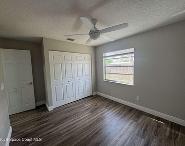 1583 White Cap Way - Photo Thumbnail 13