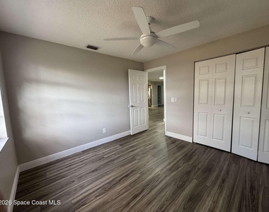 1583 White Cap Way - Photo Thumbnail 14
