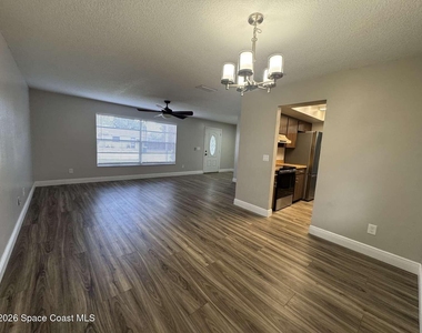 1583 White Cap Way - Photo Thumbnail 8