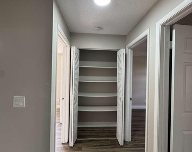 1583 White Cap Way - Photo Thumbnail 11