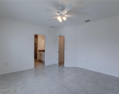 406 Easy Street - Photo Thumbnail 23