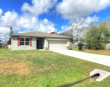 406 Easy Street - Photo Thumbnail 2