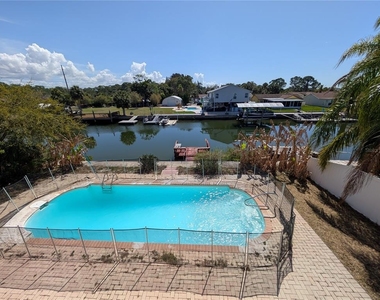 7436 Islander Lane - Photo Thumbnail 22