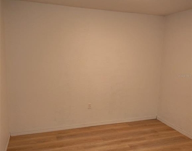 153 Rosedale Avenue - Photo Thumbnail 9