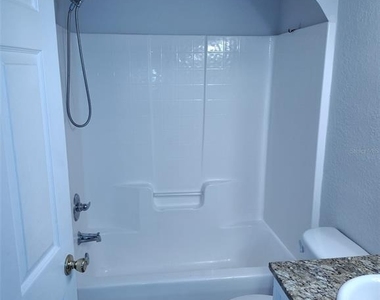 153 Rosedale Avenue - Photo Thumbnail 10